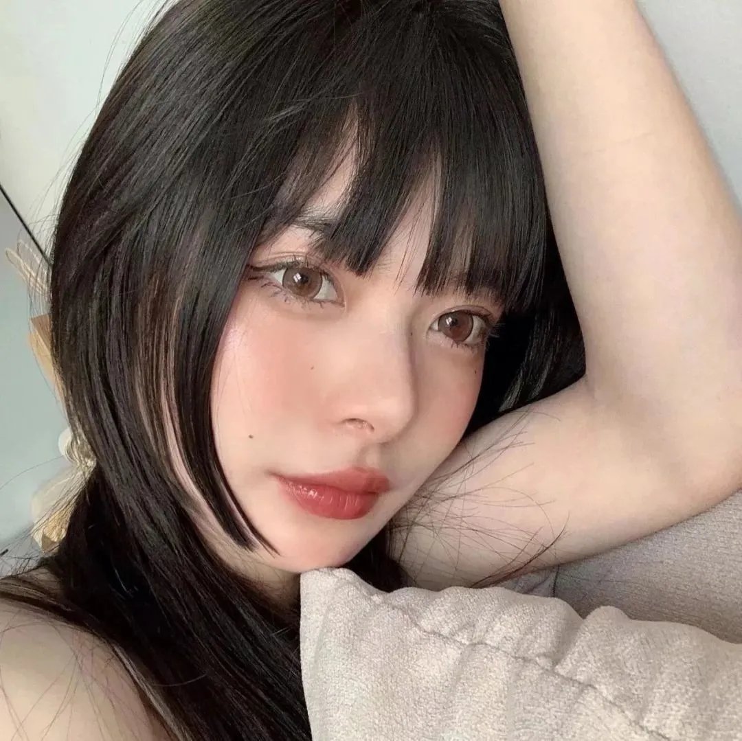 嘲笑的淑女
